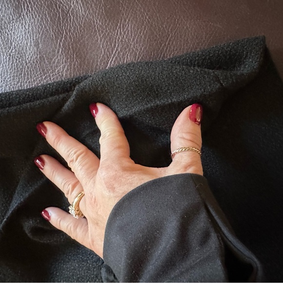 Vintage black Lilli Ann Paris San Francisco fur collar suit. Mob wife. Old money - Picture 13 of 13